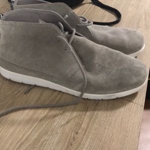 Men’s Uggs 11.5 sneakers. Worn once.